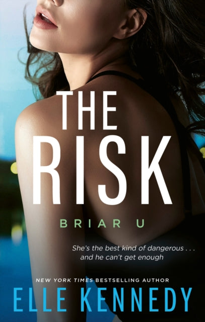The Risk : the must-read, sports romance and TikTok sensation!-'9780349441016