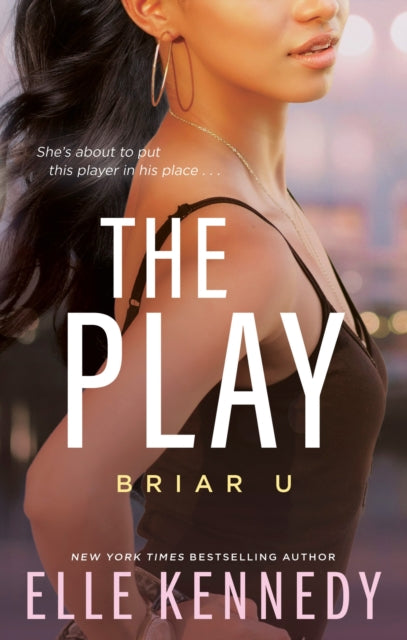 The Play : the must-read, sports romance and TikTok sensation!-'9780349441061