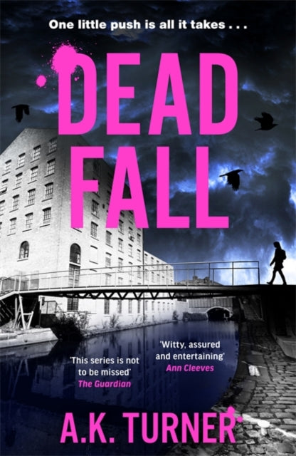Dead Fall : An intriguing new case for Camden-based forensic sleuth Cassie Raven-'9781804181591